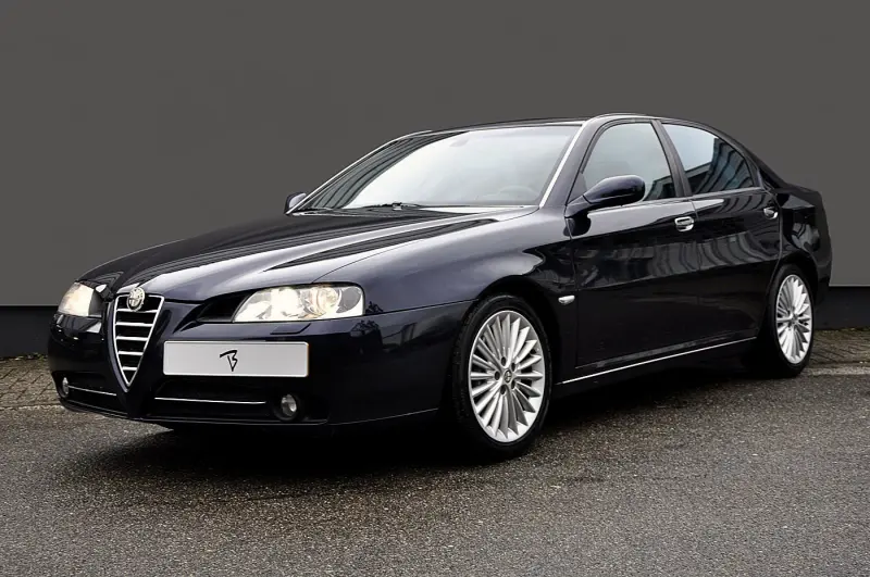 Alfa Romeo 166